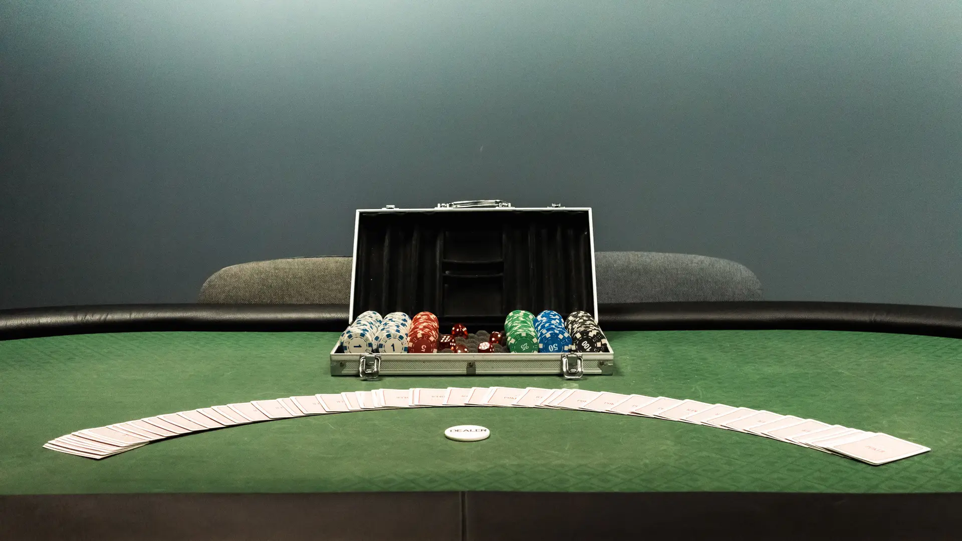 Poker tournament details